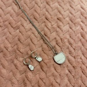 Kendra Scott silver matching necklace + earrings💖
